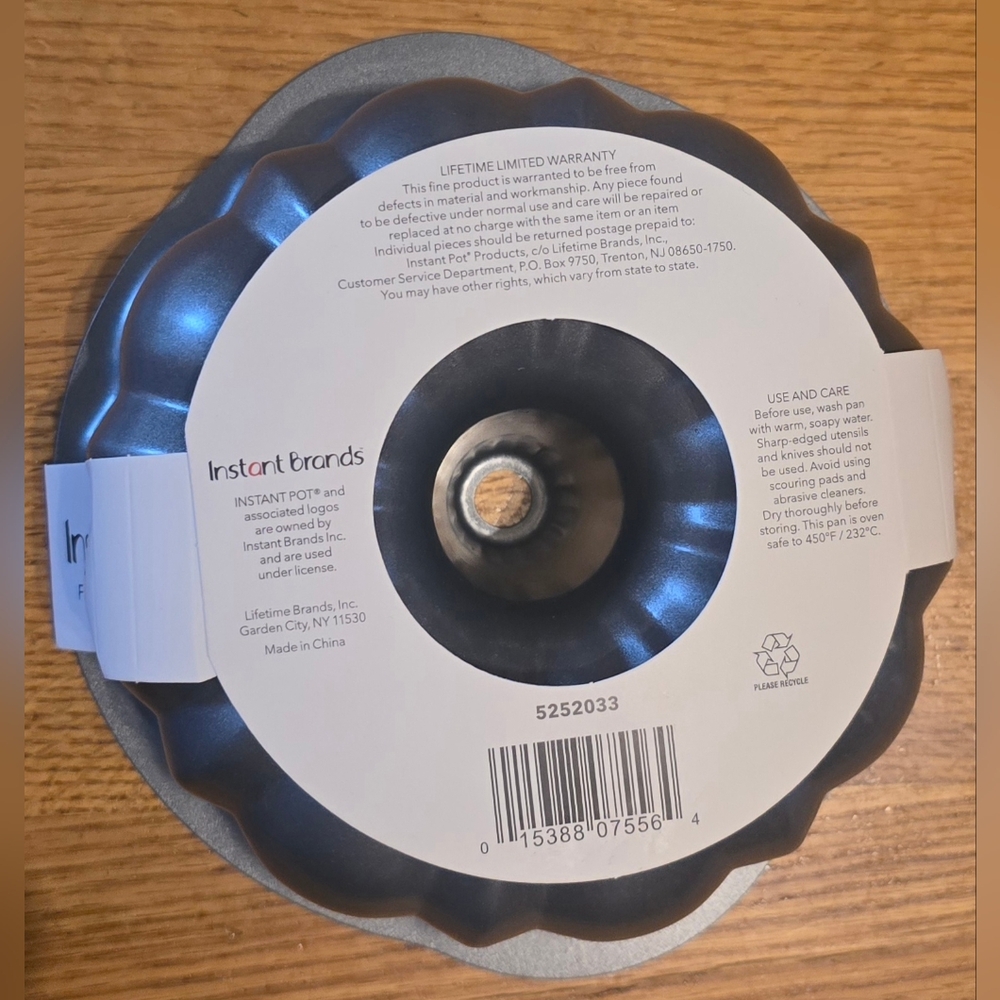 Instant Pot Non-Stick Gray Bundt Pan - Fluted Cake Mold - Picture 5 of 5
